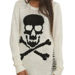 Hot Topic Ivory Skull & Crossbones Sweater